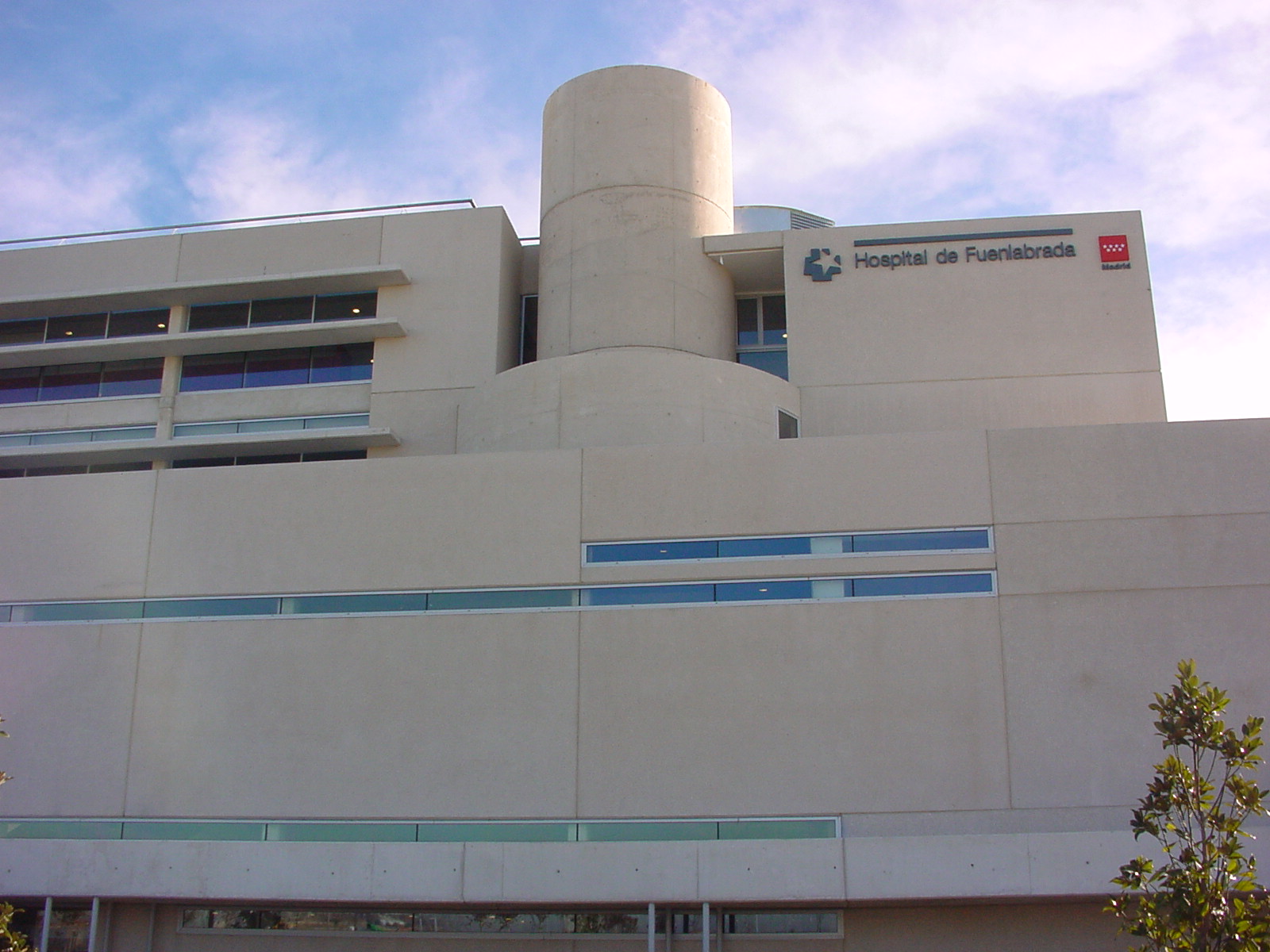 Fachada del Hospital de Fuenlabrada