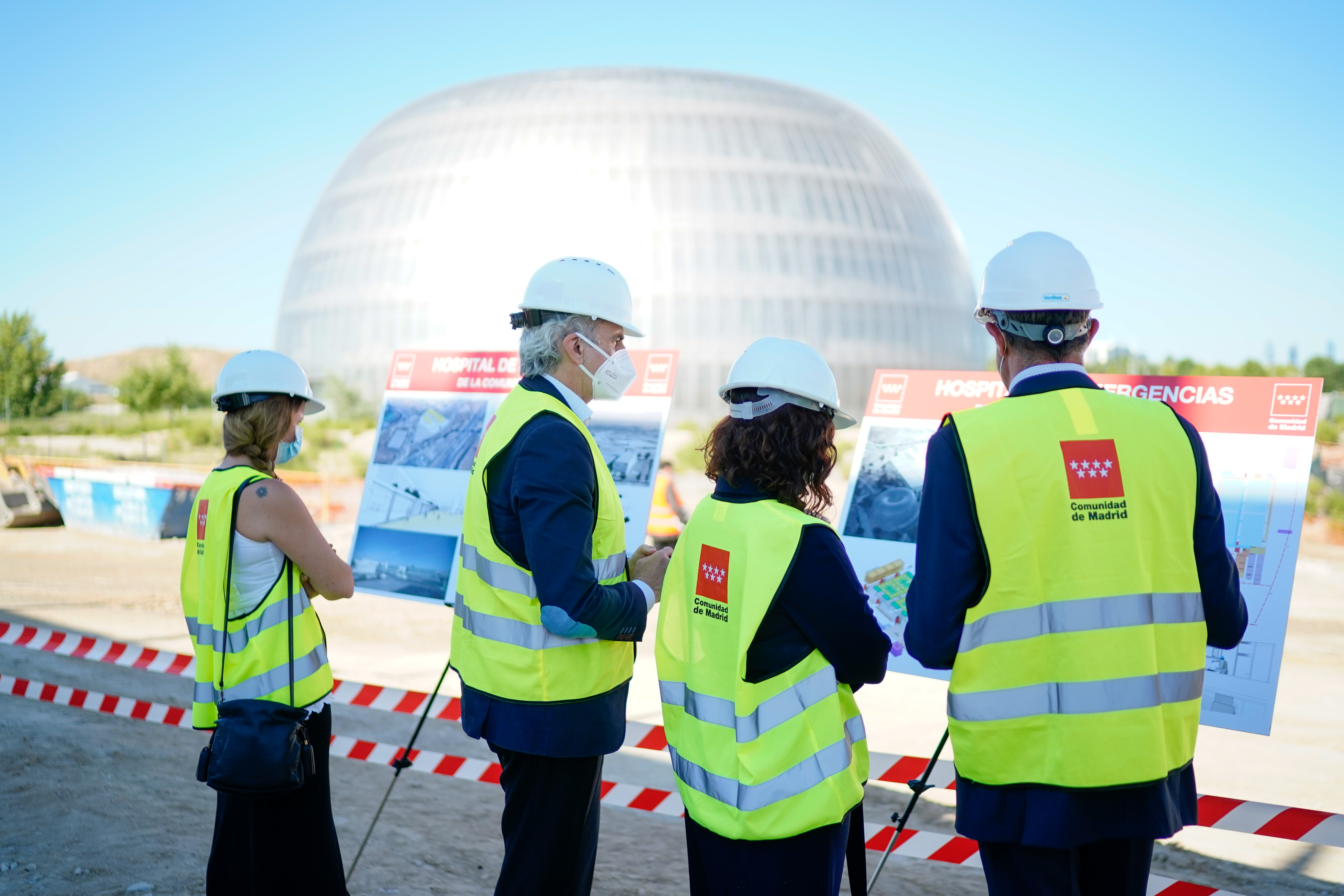 isabel_diaz_ayuso_visita_inicio_obras_de_valdebebas_2_edited